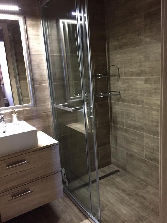 Belvarosi Deluxe Apartman Baja Luaran gambar