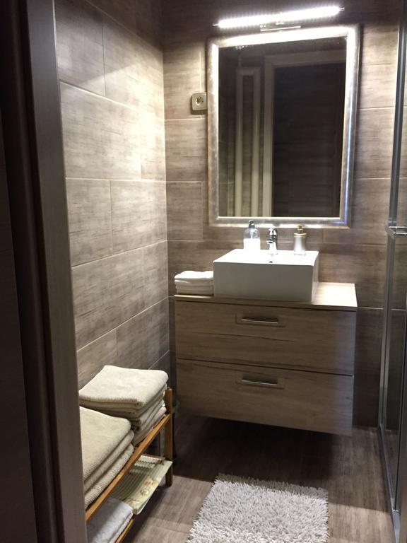 Belvarosi Deluxe Apartman Baja Luaran gambar